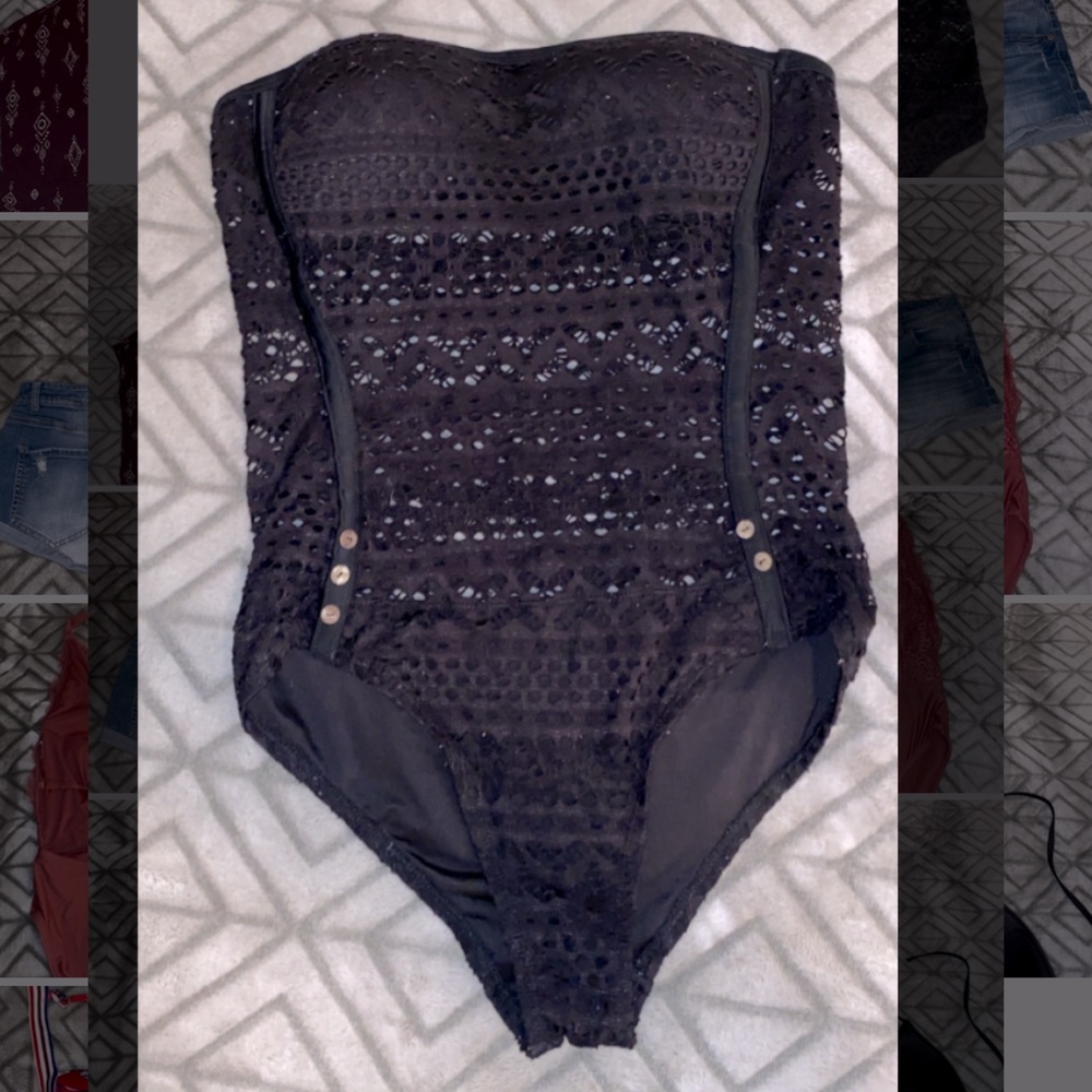 Bathing suit